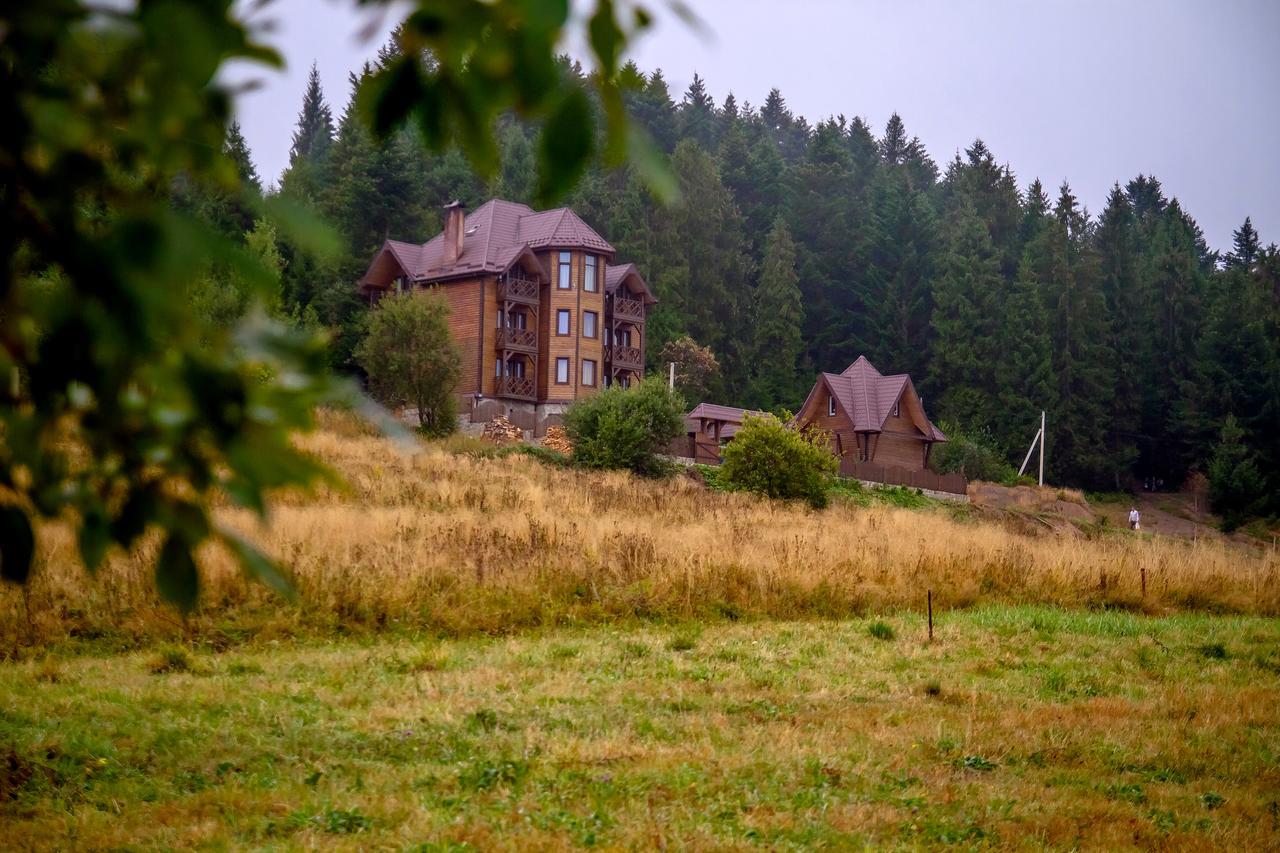 Отель Pid Lisom Сходница Экстерьер фото